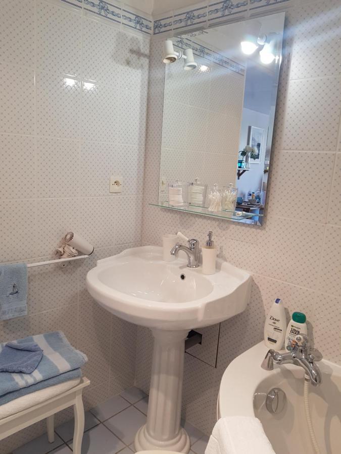 Bed and Breakfast Les Lupins Этрета Экстерьер фото