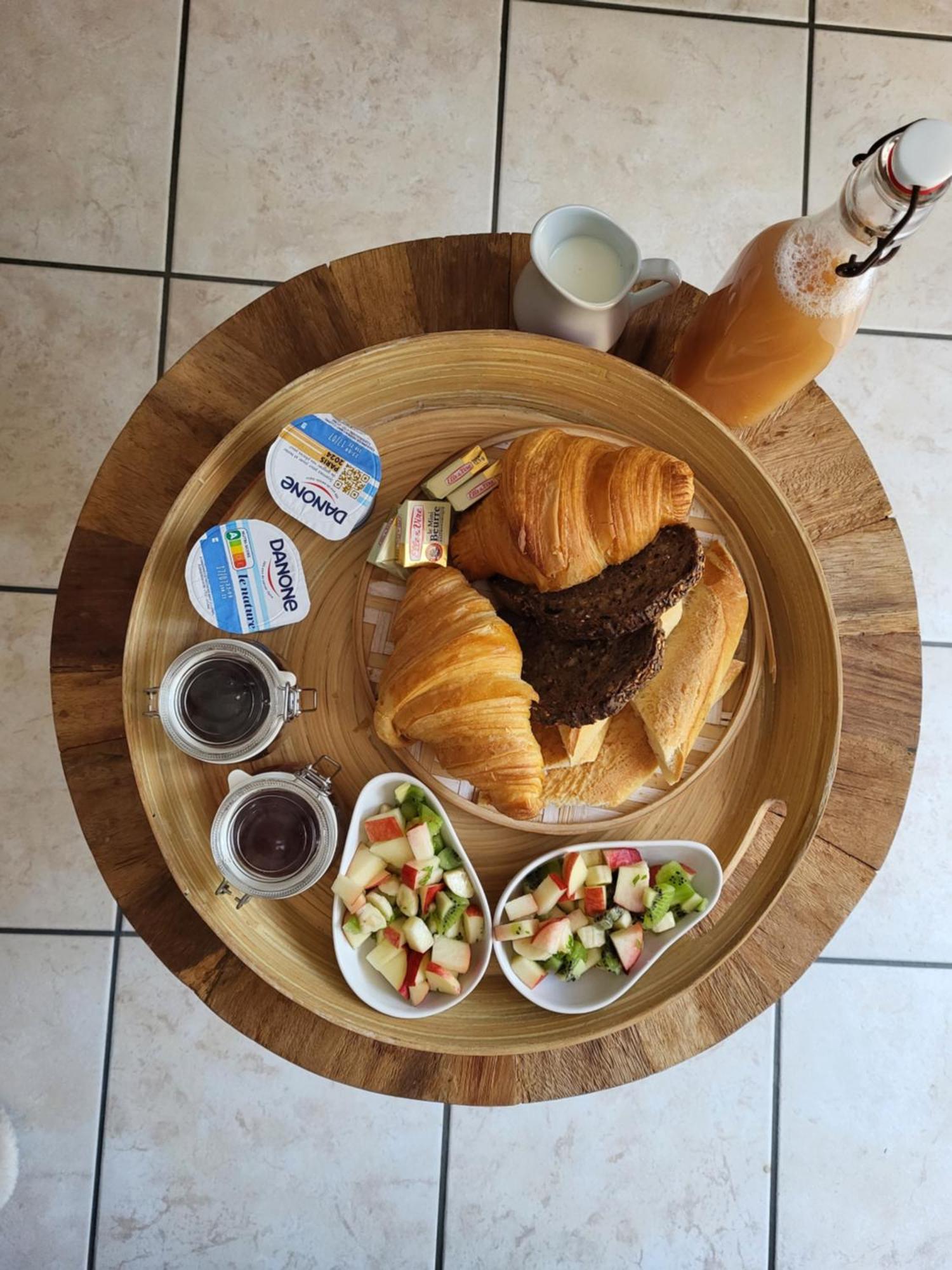 Bed and Breakfast Les Lupins Этрета Номер фото